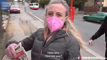 Public Threesome With A Kinky Twist: Vaginal Prolapse
