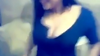 Vidéo Divulguée De Sexe Dans Une Chambre D'Auberge De L'Université Comsats En Inde