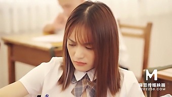 Teacher'S Assistant Gets A Lesson In Pleasure From A Model Student